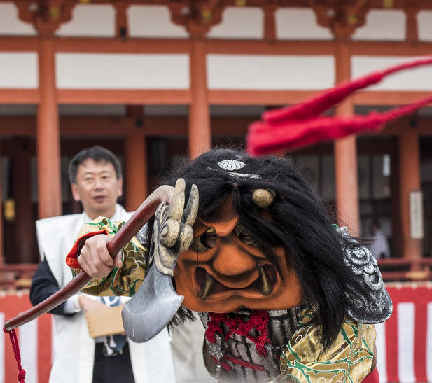 Fasolą w demona: święto Setsubun w Japonii