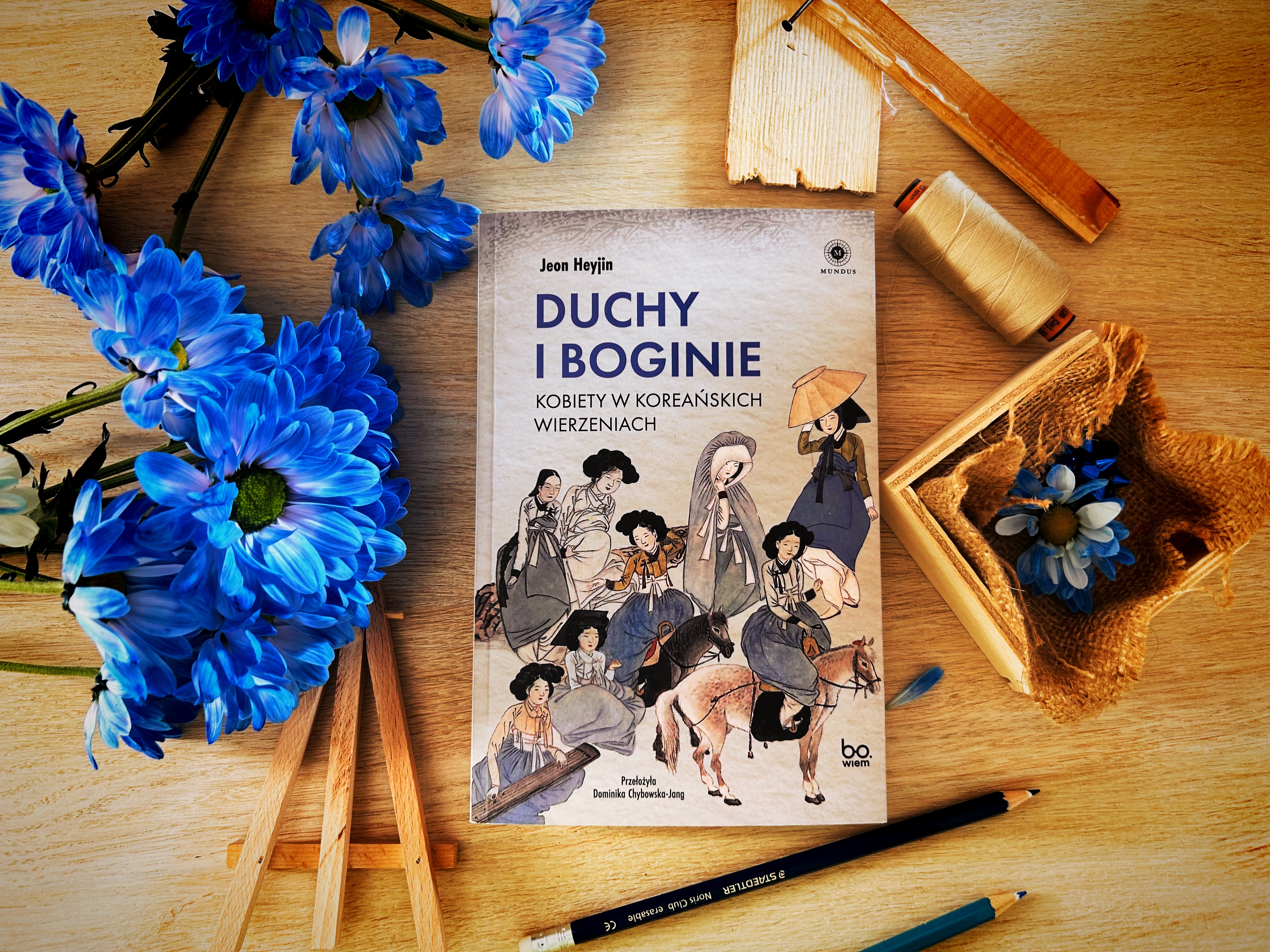 Głosy zza grobu: recenzja książki “Duchy i boginie” Jeon Heyjin (PATRONAT)