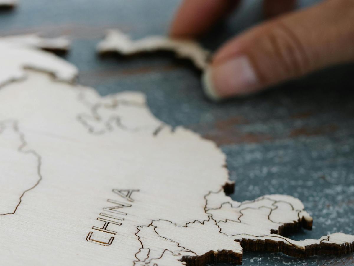 Paszport, który zamyka granice. Incydent na lotnisku i nowa fala napięć między Indiami a Chinami