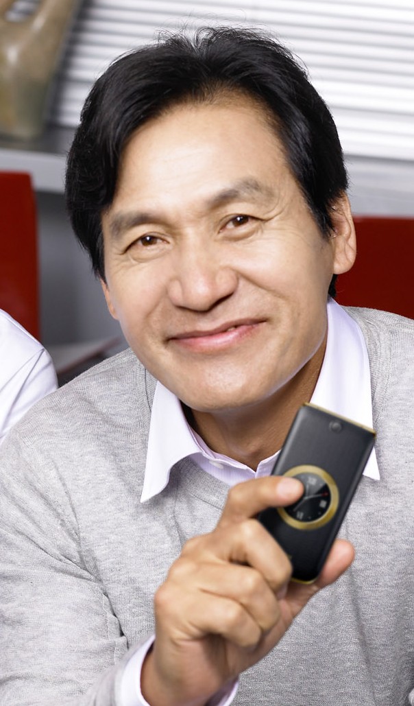 Odszedł Ahn Sung-ki. „Narodowy aktor” i ekranowe sumienie Korei Południowej